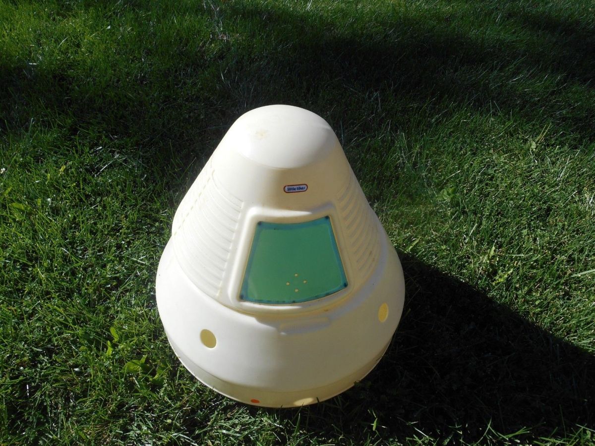 Little Tikes kid’s Apollo Space Capsule Toy Ches