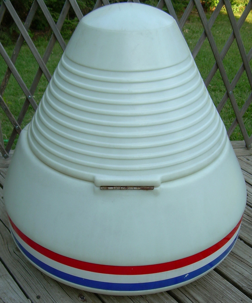 Back view of a vintage Little Tikes kid’s Apollo Space Capsule Toy Chest.
