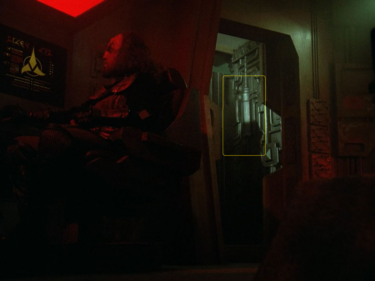 Sonobuoy wall detailing in the TNG episode "A Matter of Honor".